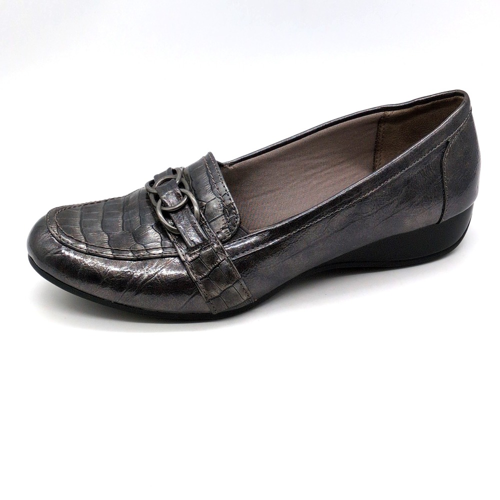 Life Stride Shoes Womens Dallas Gray Croc 9.5 Loafers Chain Accent Walking